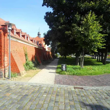 Klosterblick, Ruhige Altstadtgasse, 2 Minuten Vom Hafen Appartement Barth